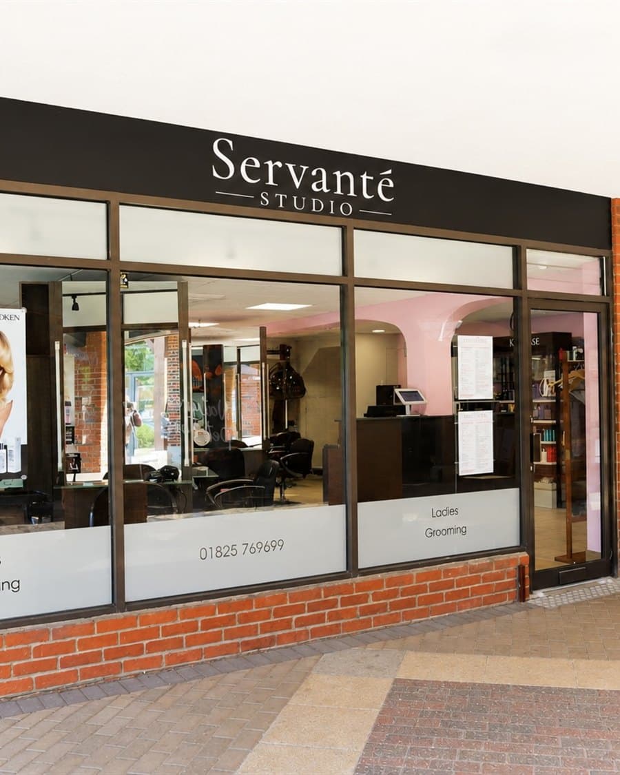 The Servanté Studio shopfront on Bell Walk, Uckfield