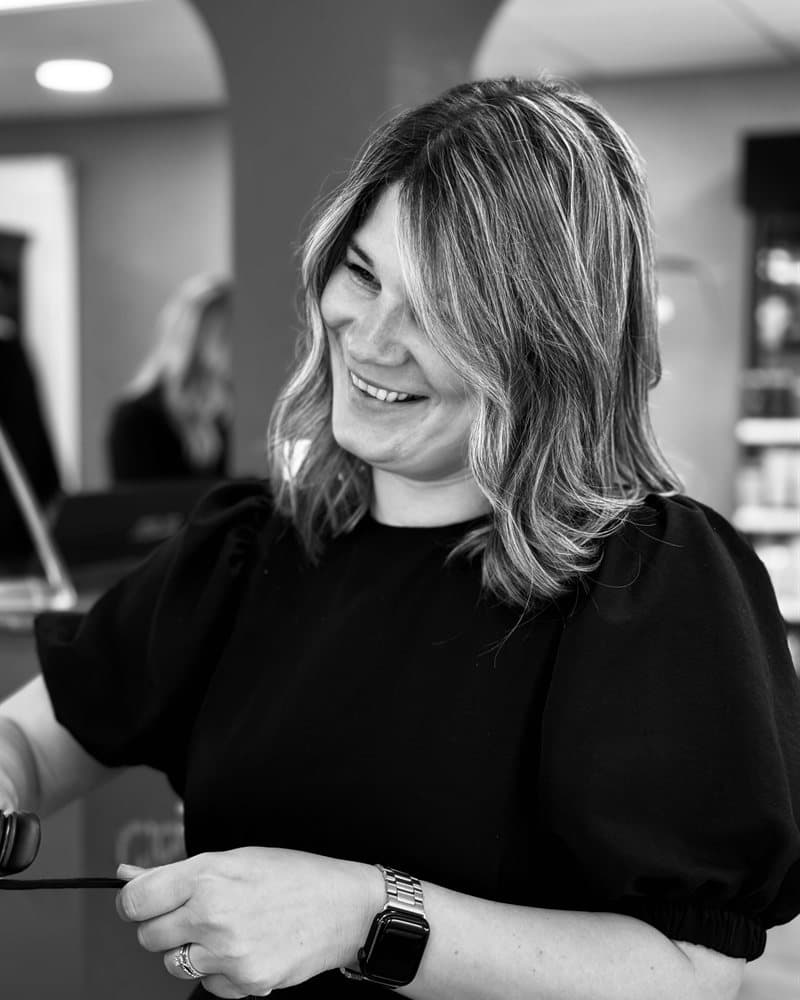 Becki, Front of House Manager and Colour Specialist at Servanté Studio